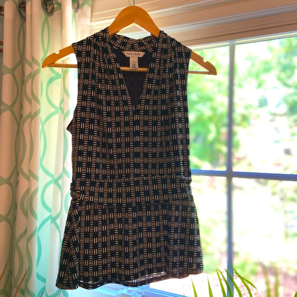 WHBM Women Sleeveless Patterned Peplum Top